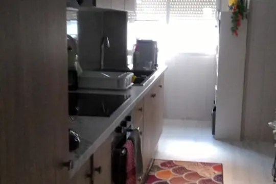 Image 4 thumb