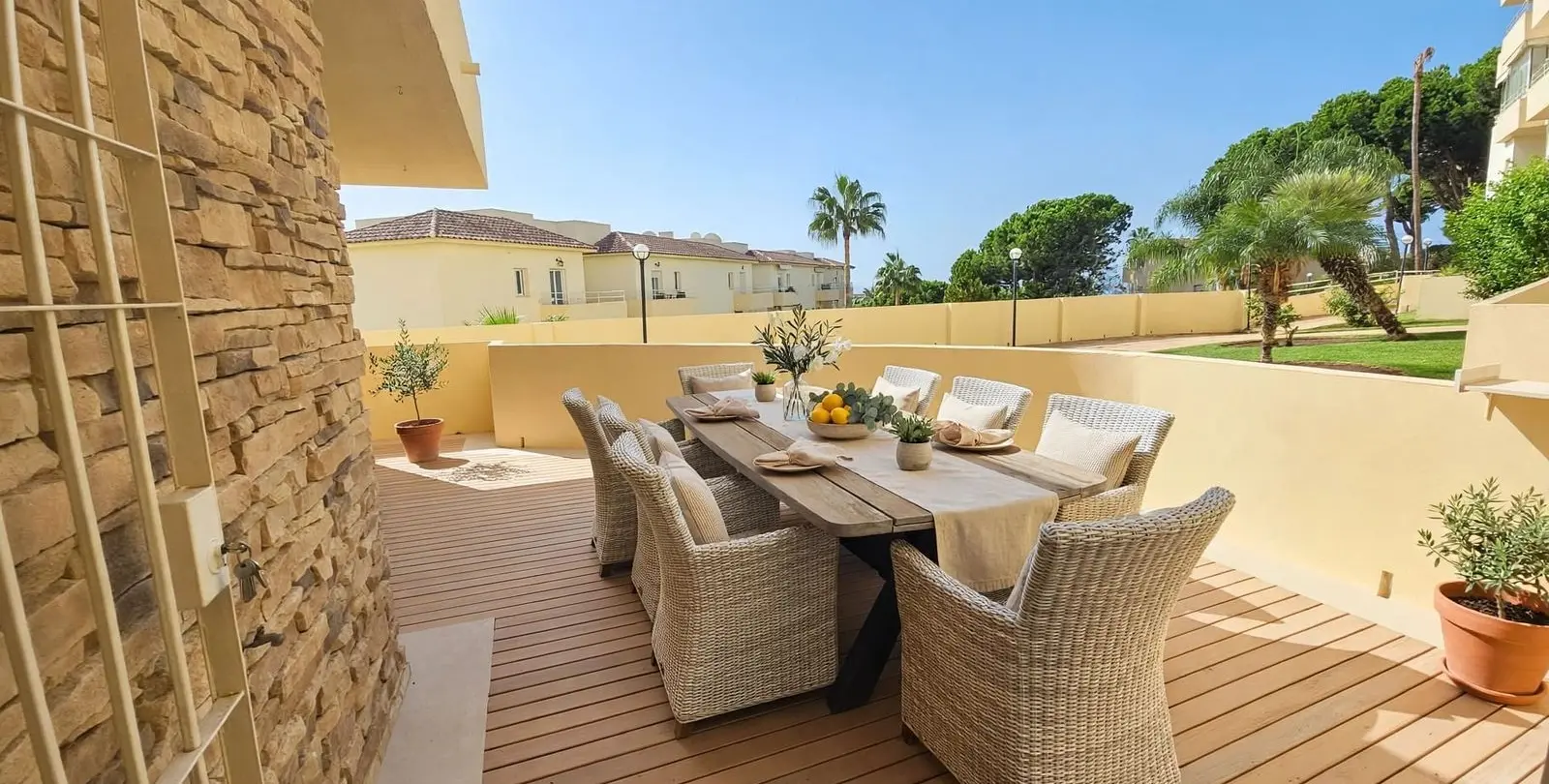 Venta de apartamento en planta baja en Riviera del Sol 2
