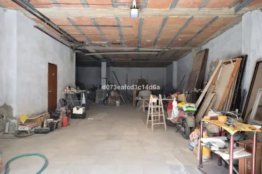 Image 4 thumb