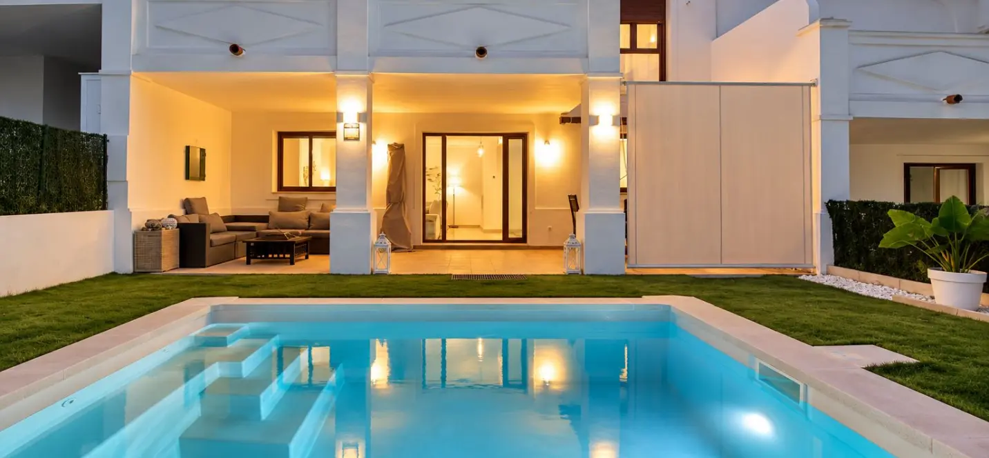 Venta de casa pareada en Doña Julia 0