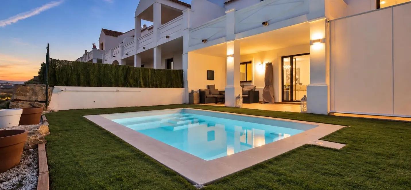 Venta de casa pareada en Doña Julia 1