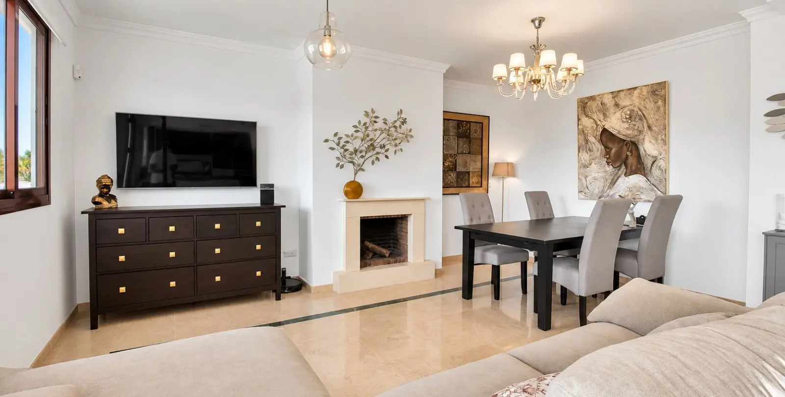 Venta de casa pareada en Doña Julia 4
