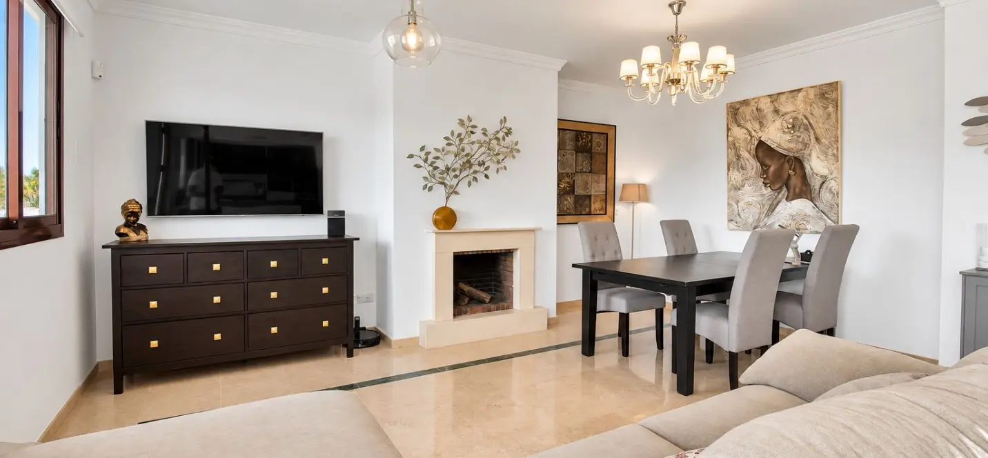 Venta de casa pareada en Doña Julia 3