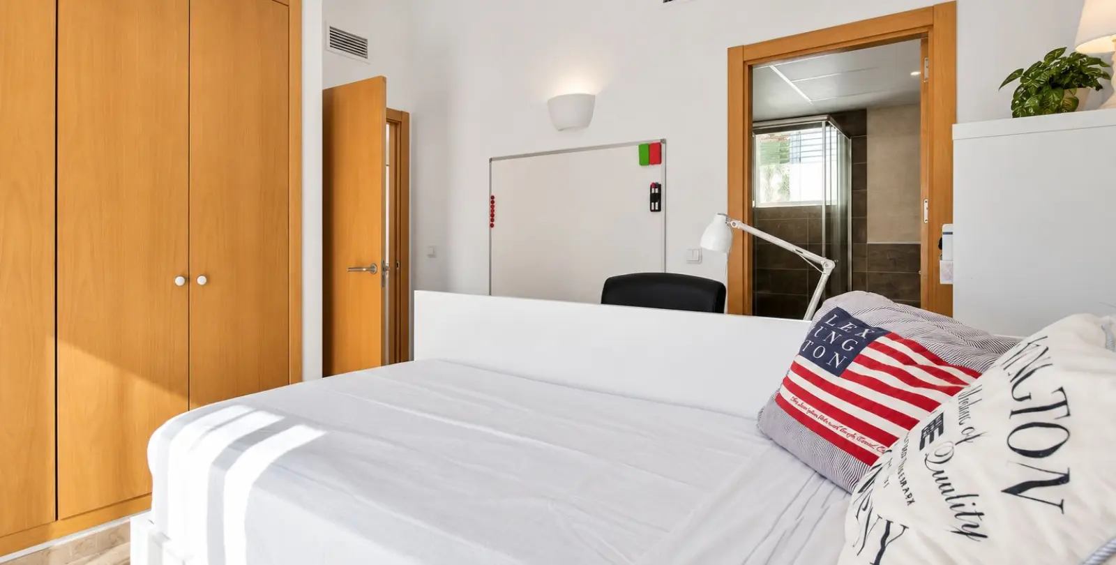 Venta de casa pareada en Doña Julia 19