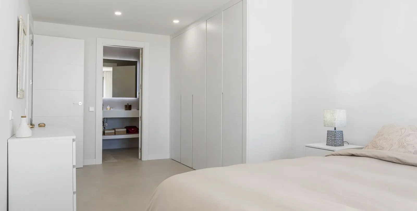 Sale of ground floor apartment in La Cala de Mijas 12