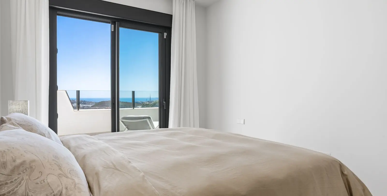 Sale of ground floor apartment in La Cala de Mijas 14