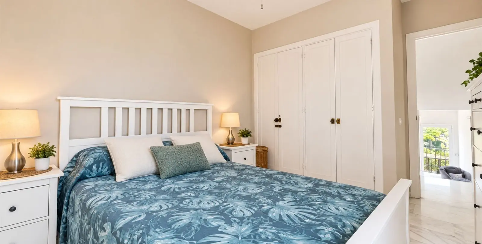 Продажа апартаментов на среднем этаже в Puerto de Cabopino 4