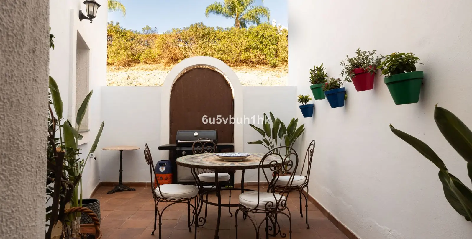 Продажа  отдельно стоящей виллы в Estepona 13