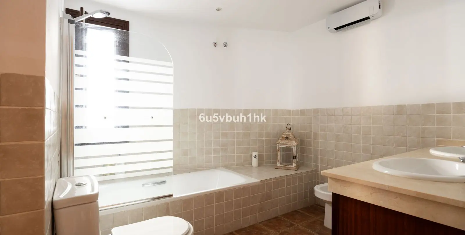 Продажа  отдельно стоящей виллы в Estepona 24