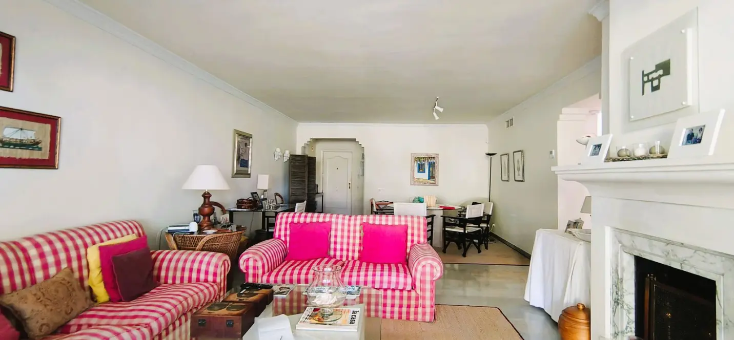 Venta de apartamento en planta media en Guadalmina Baja 3