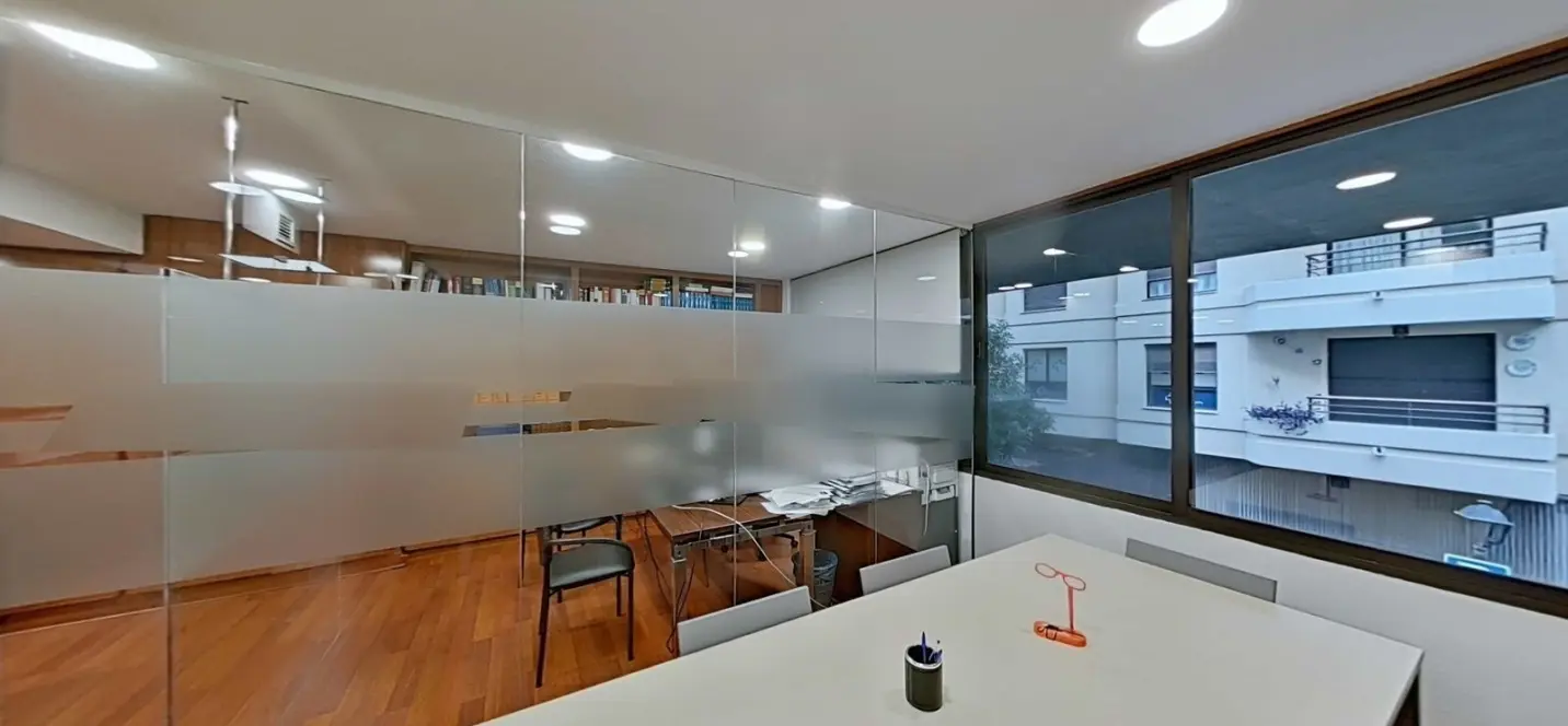 Sale of office in Marbella 1