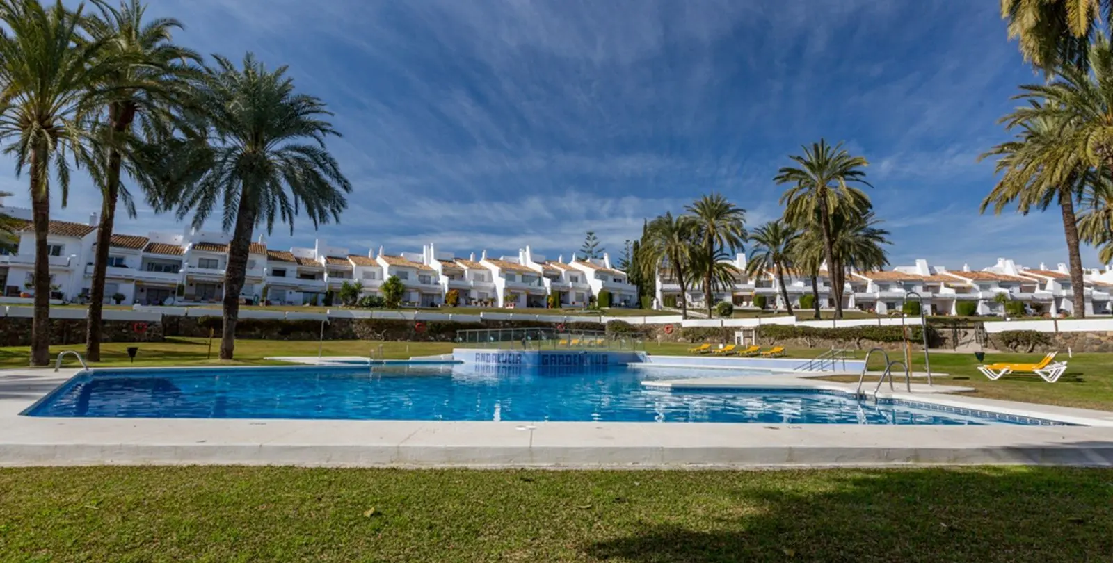 Продажа пентхауса в Puerto Banús 3