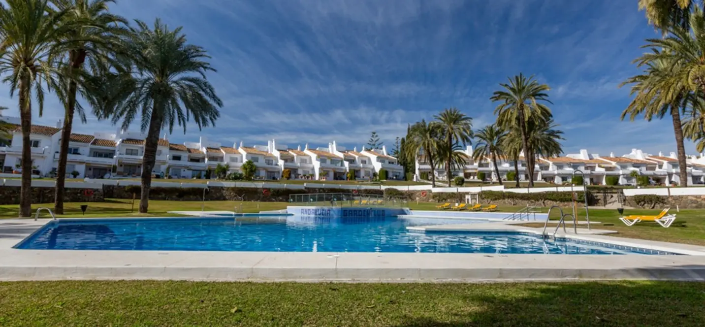 Venta de ático en Puerto Banús 2
