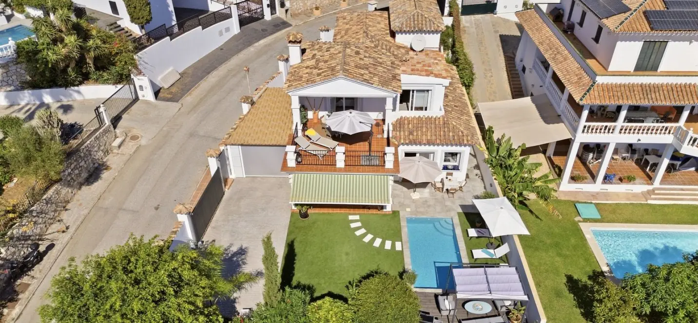 Venta de villa independiente en Cerros del Aguila 2
