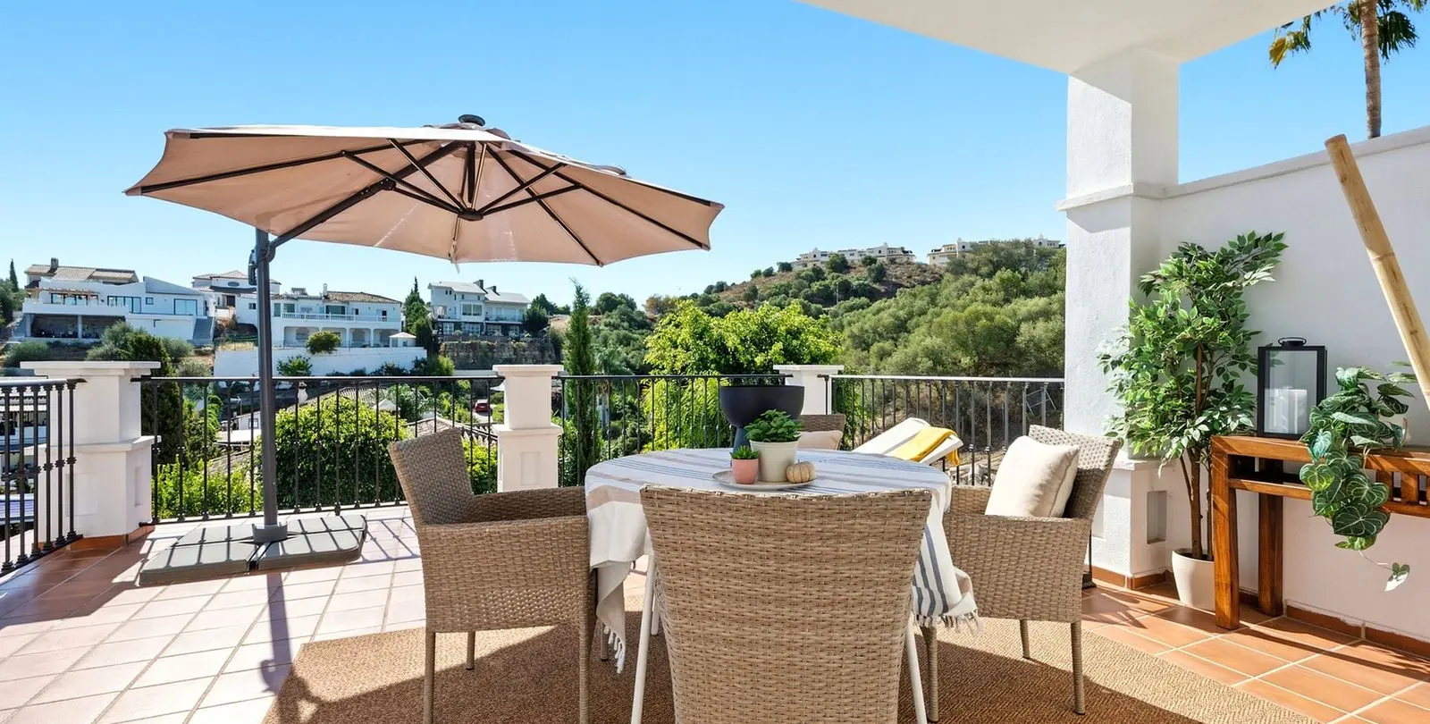 Venta de villa independiente en Cerros del Aguila 9