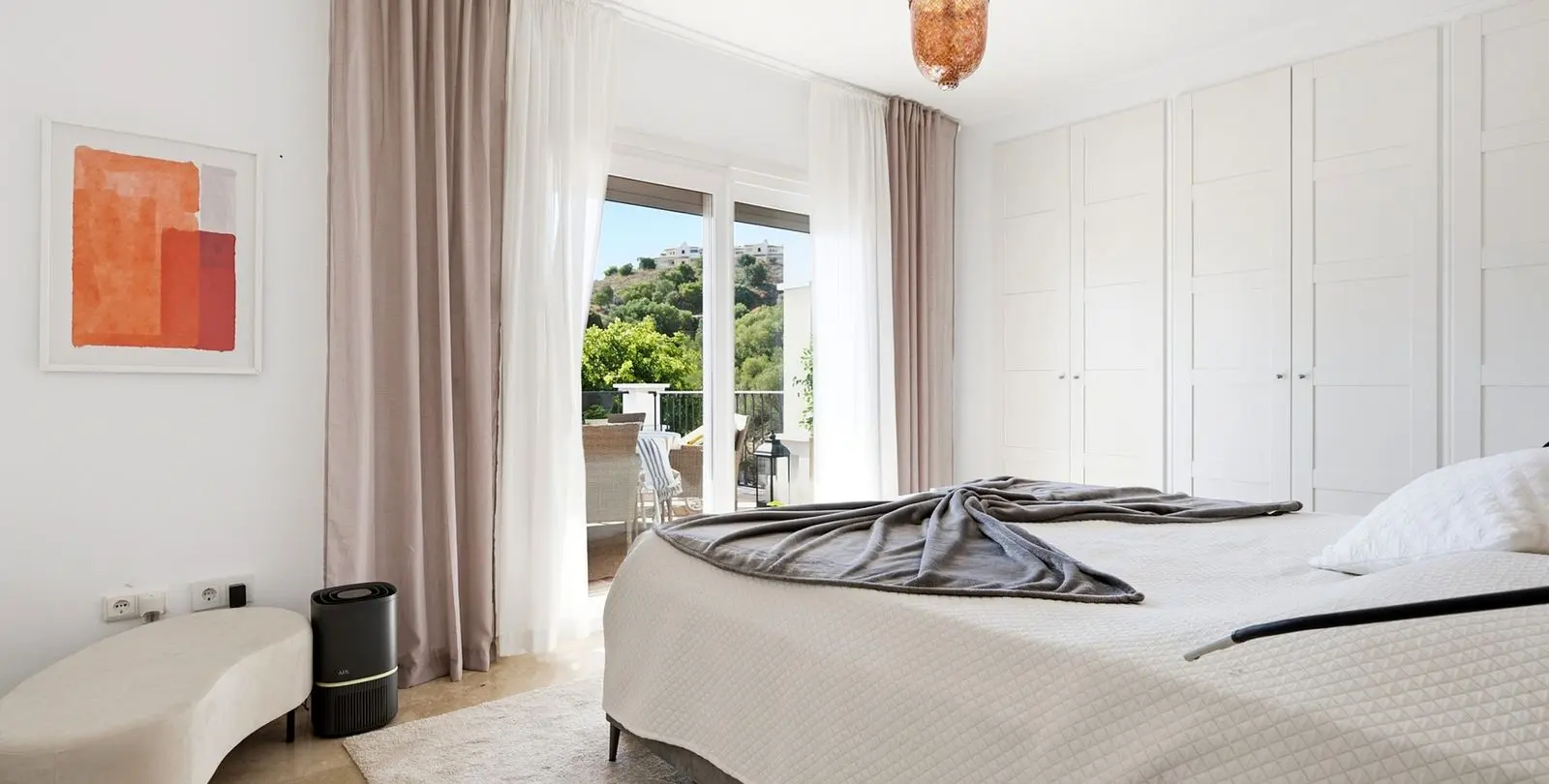 Venta de villa independiente en Cerros del Aguila 16