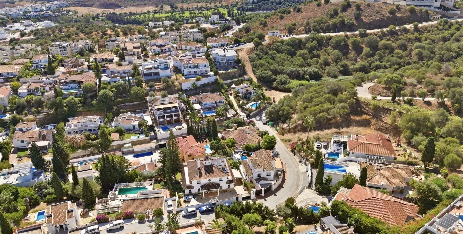 Venta de villa independiente en Cerros del Aguila 37