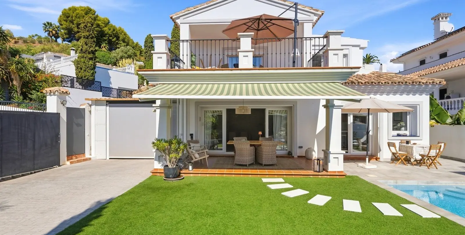 Venta de villa independiente en Cerros del Aguila 46