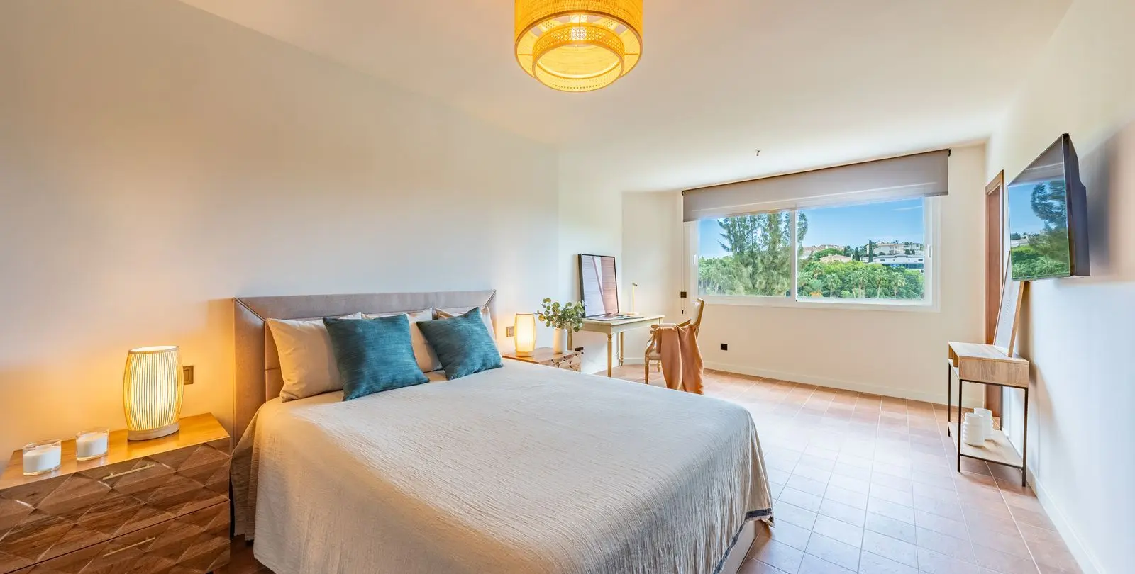 Продажа дома на две семьи в Benalmadena Pueblo 19