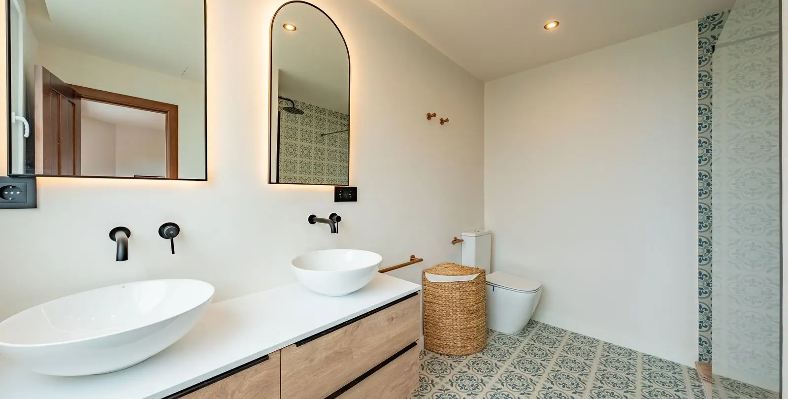 Продажа дома на две семьи в Benalmadena Pueblo 32