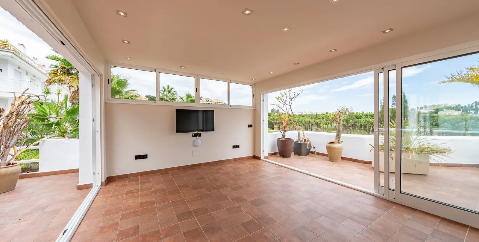 Продажа дома на две семьи в Benalmadena Pueblo 36