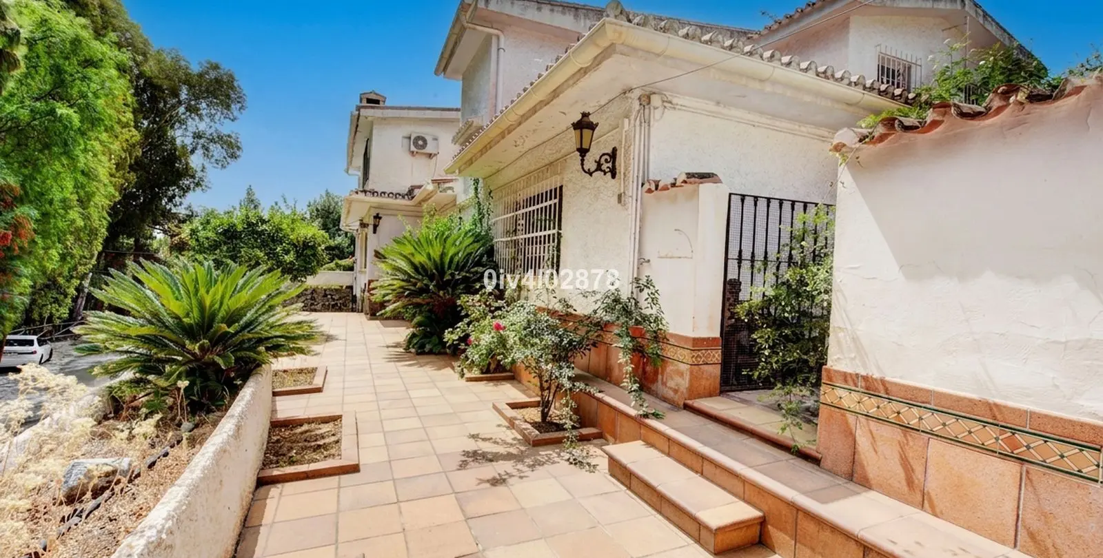 Продажа  отдельно стоящей виллы в Málaga 3