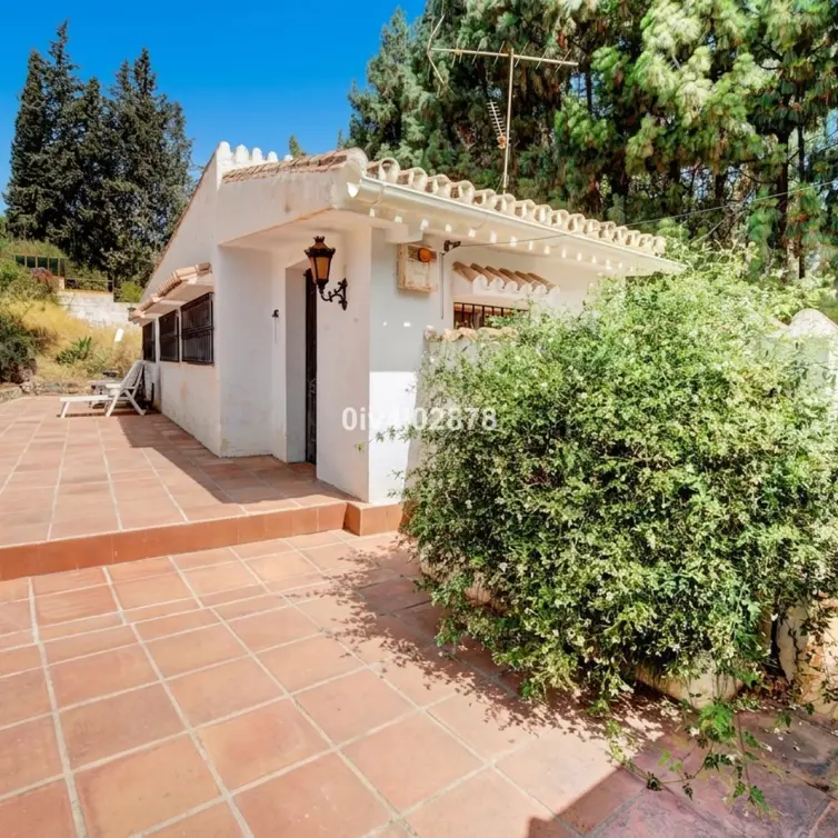 Продажа  отдельно стоящей виллы в Málaga