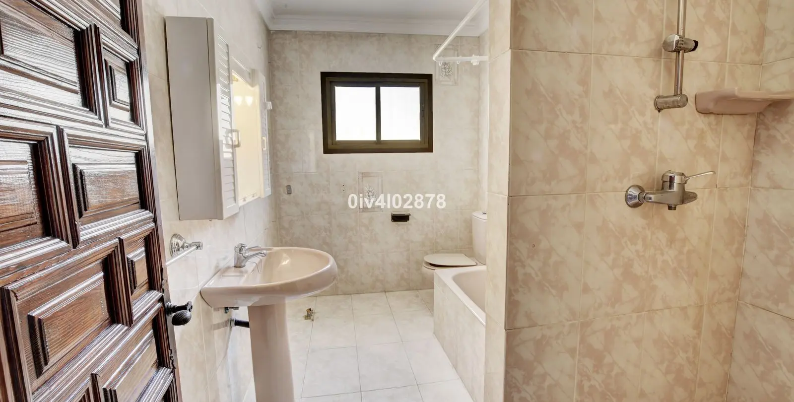 Продажа  отдельно стоящей виллы в Málaga 28