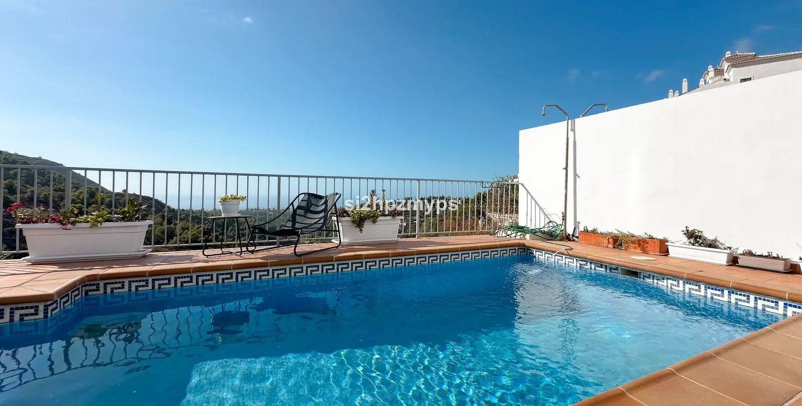 Sale of townhouse in Frigiliana 1