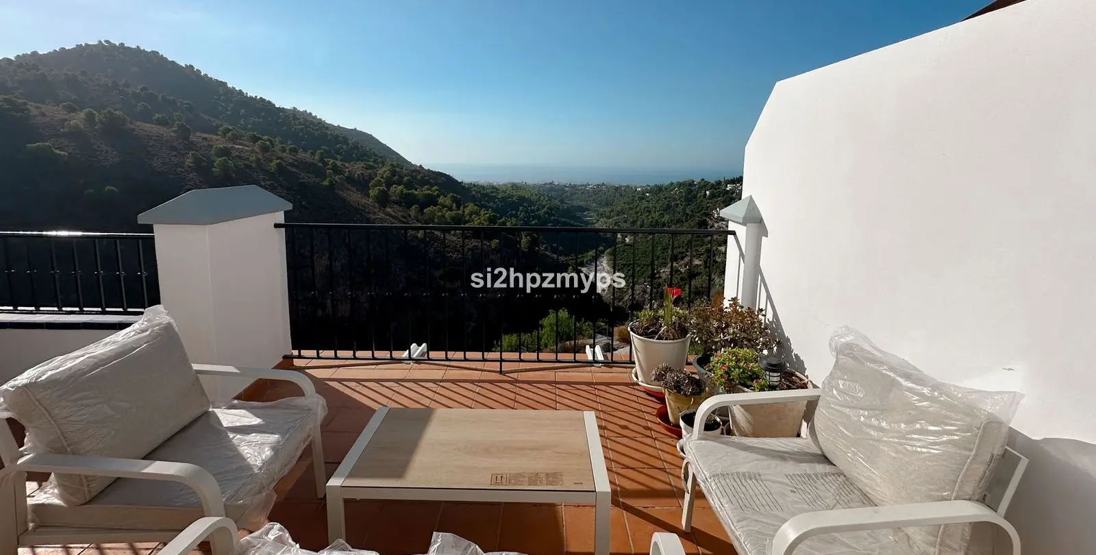 Sale of townhouse in Frigiliana 9
