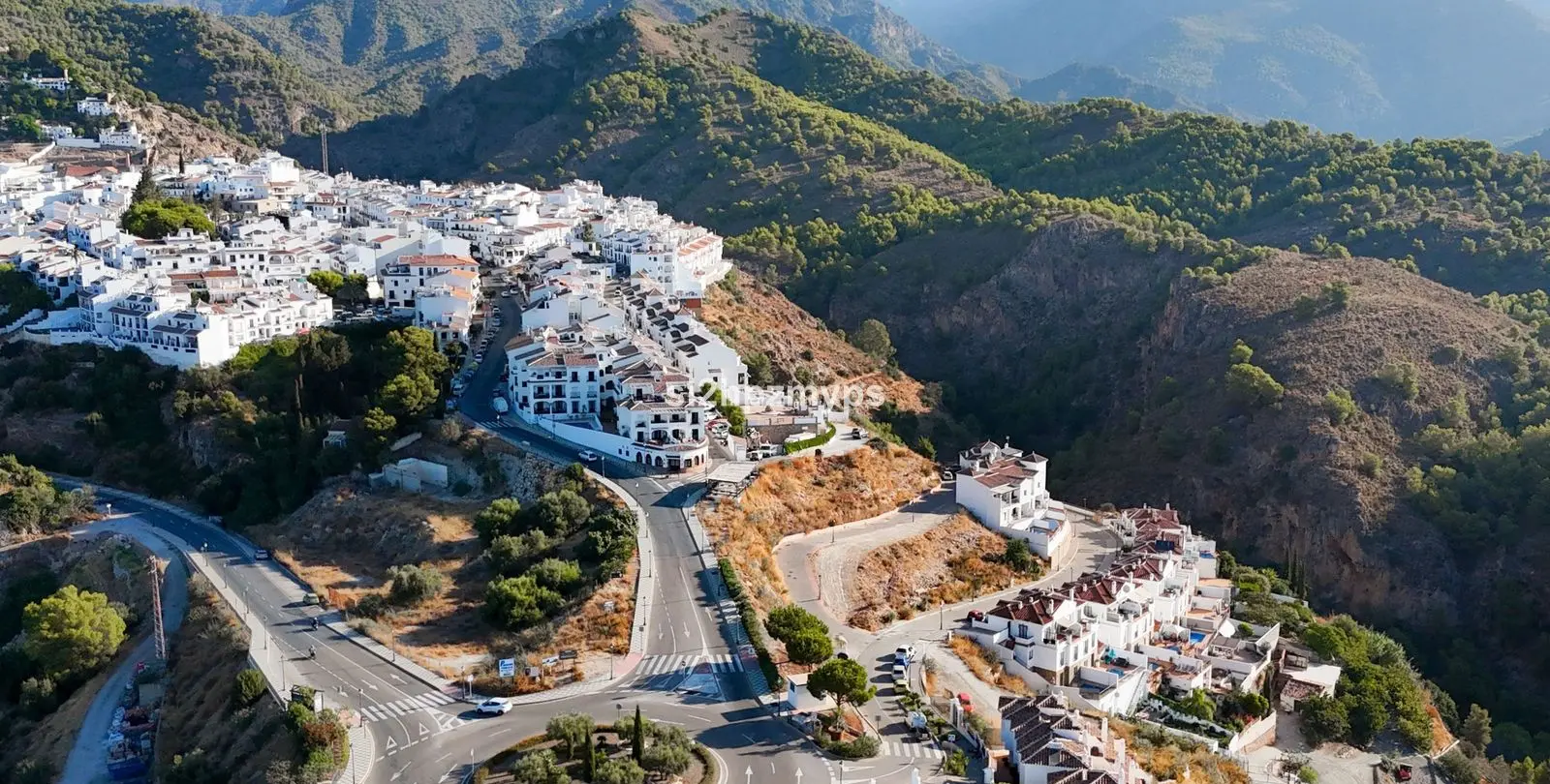 Sale of townhouse in Frigiliana 28