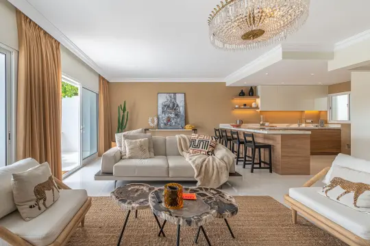 Image 12 thumb