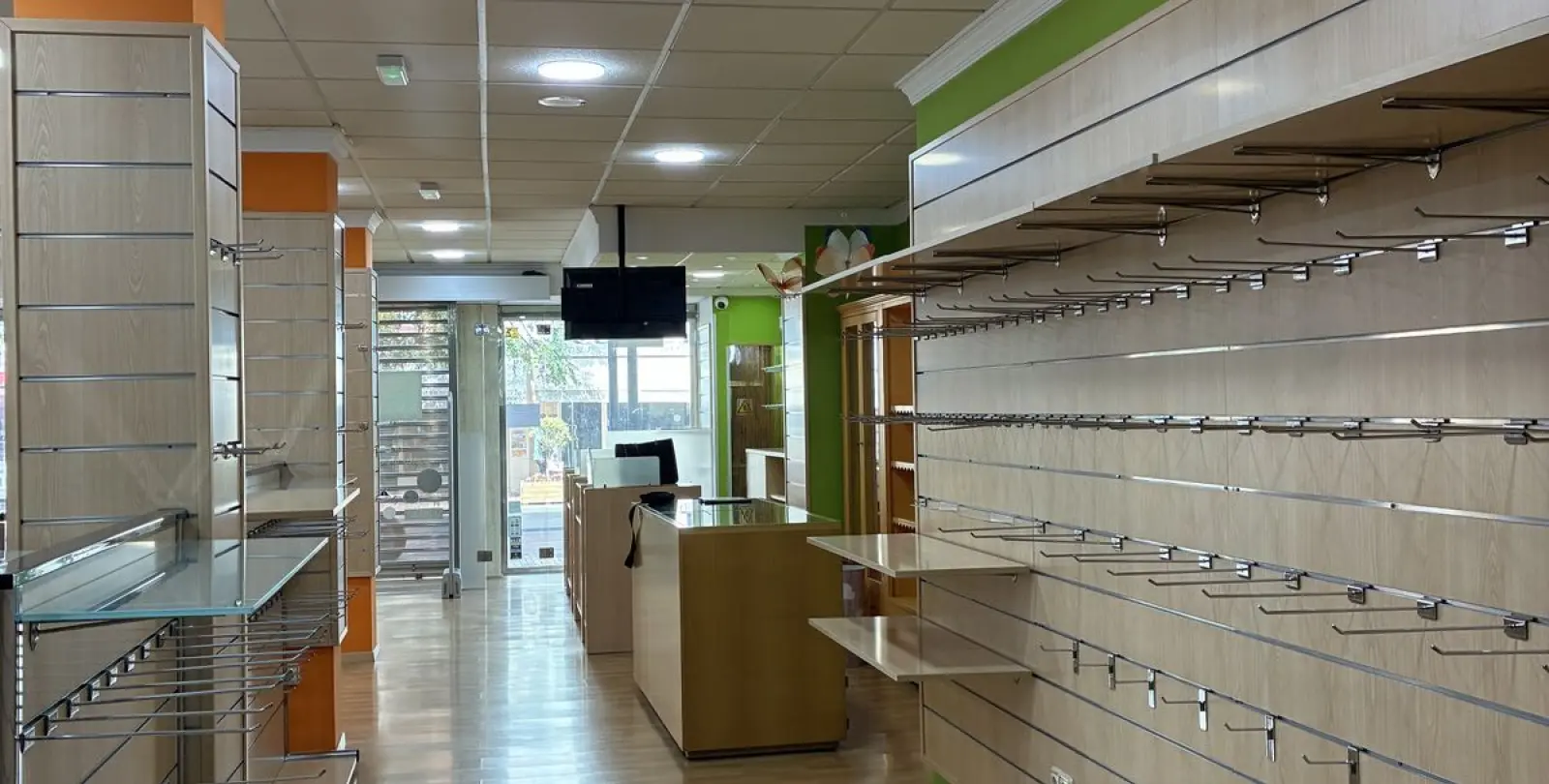 Venta de local comercial en Marbella 7