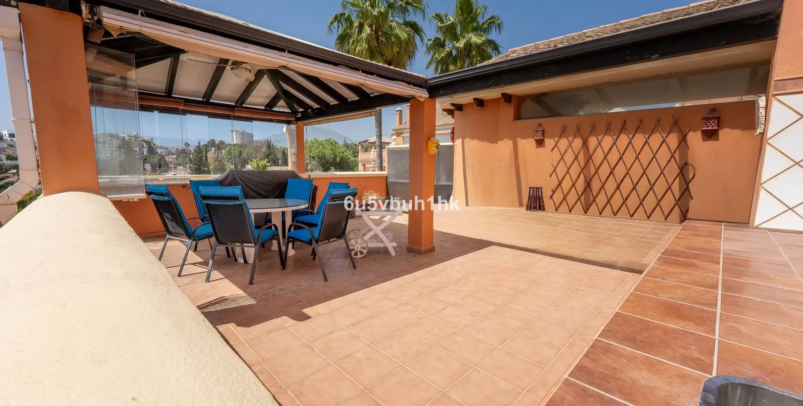 Sale of penthouse duplex in Marbella 2