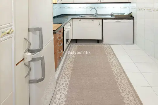 Image 6 thumb