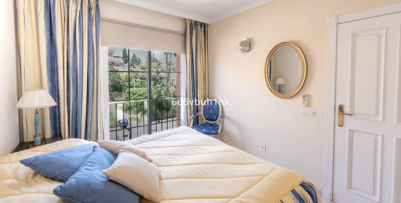 Sale of penthouse duplex in Marbella 18