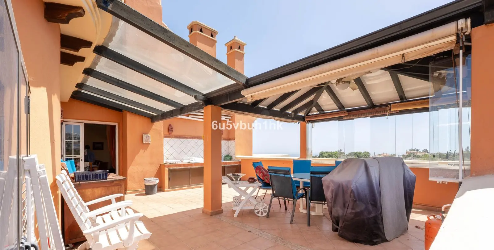 Sale of penthouse duplex in Marbella 28