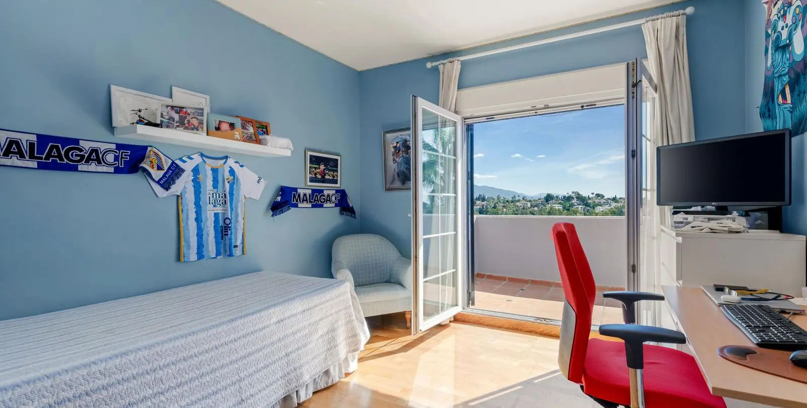 Venta de villa independiente en Estepona 26