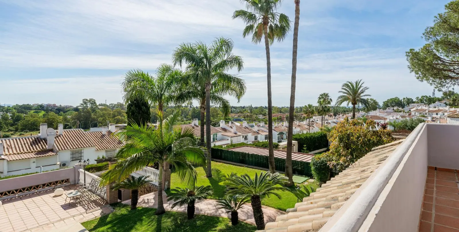 Venta de villa independiente en Estepona 31