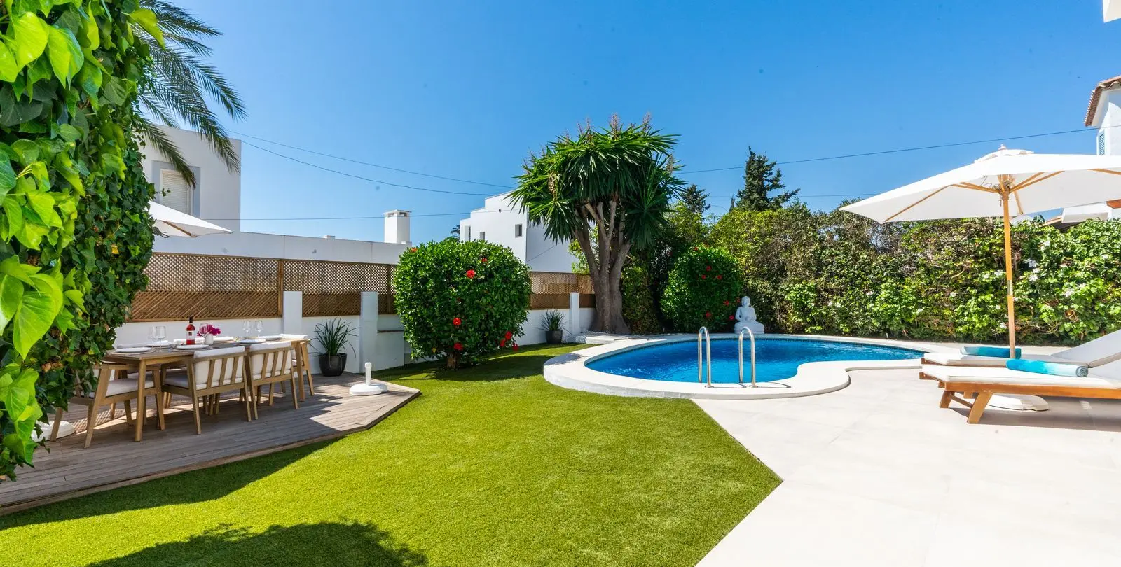 Venta de villa independiente en Marbesa 2
