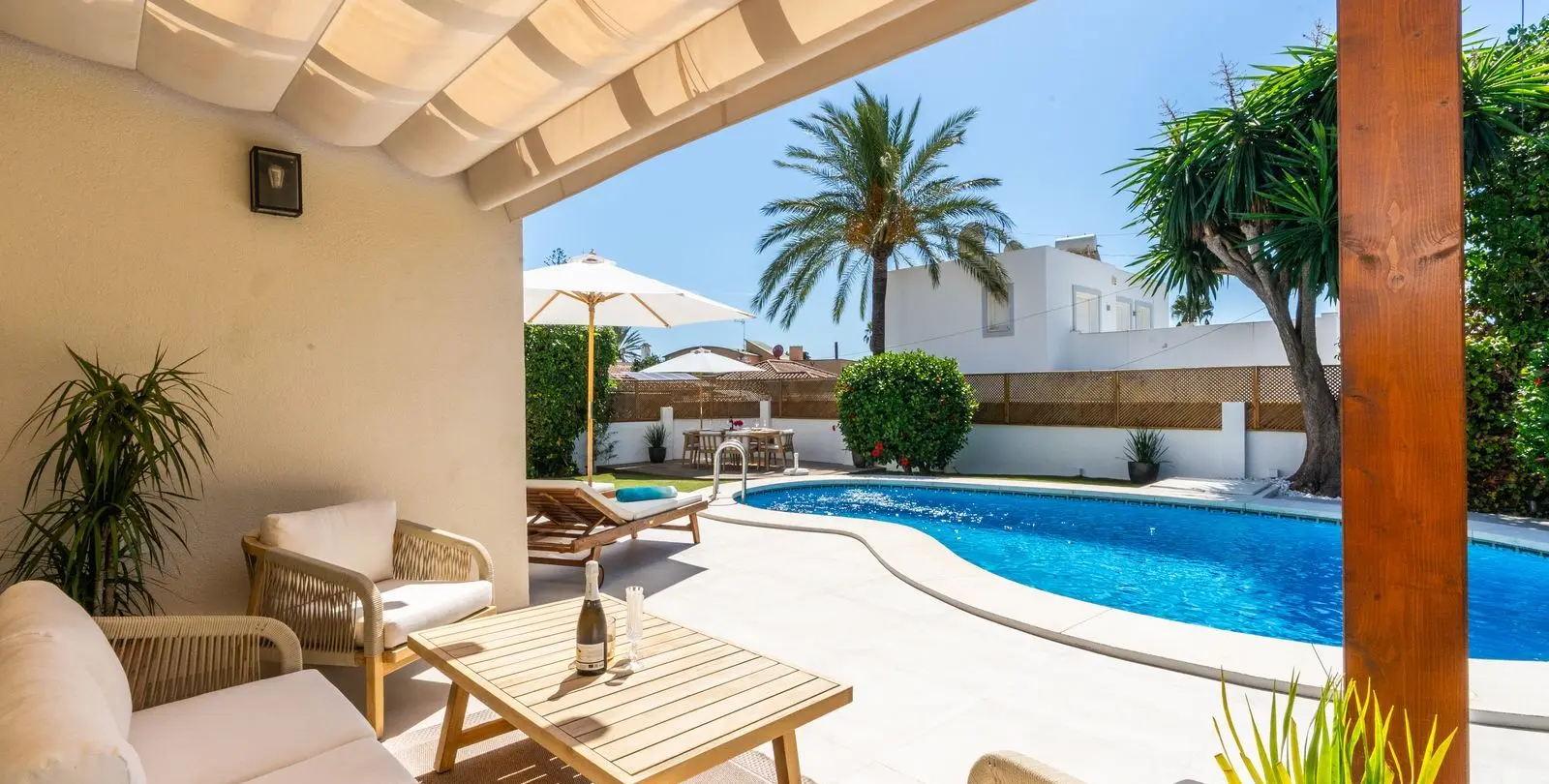 Venta de villa independiente en Marbesa 4
