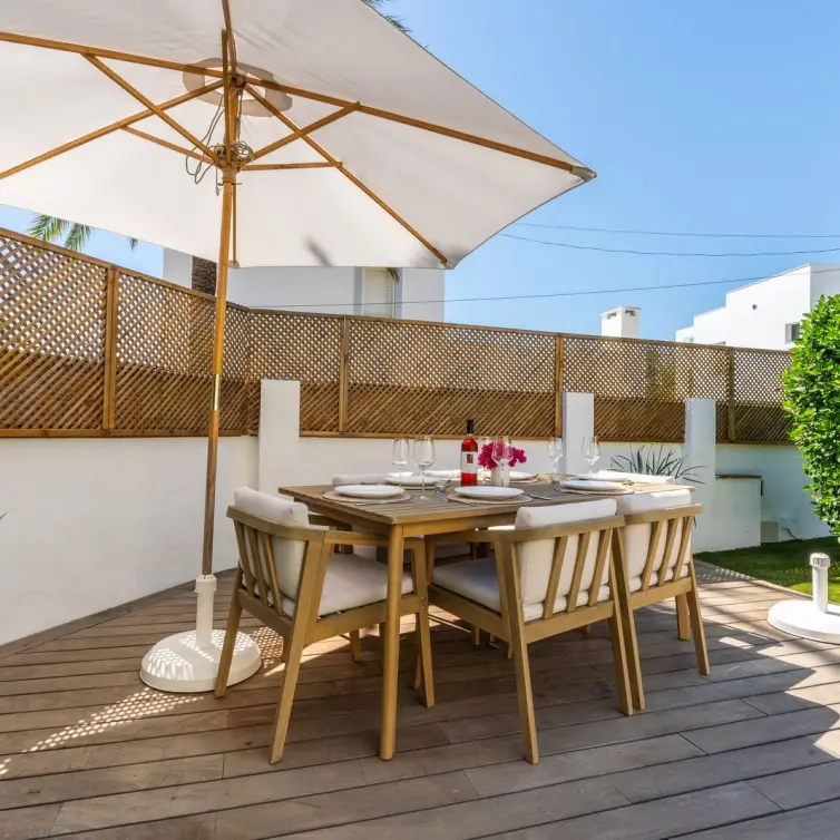 Sale of detached villa in Marbesa
