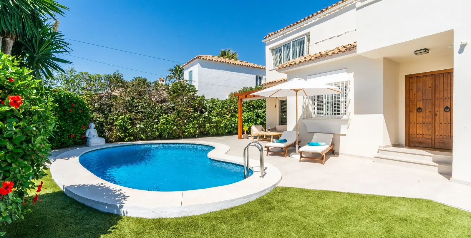 Venta de villa independiente en Marbesa 7
