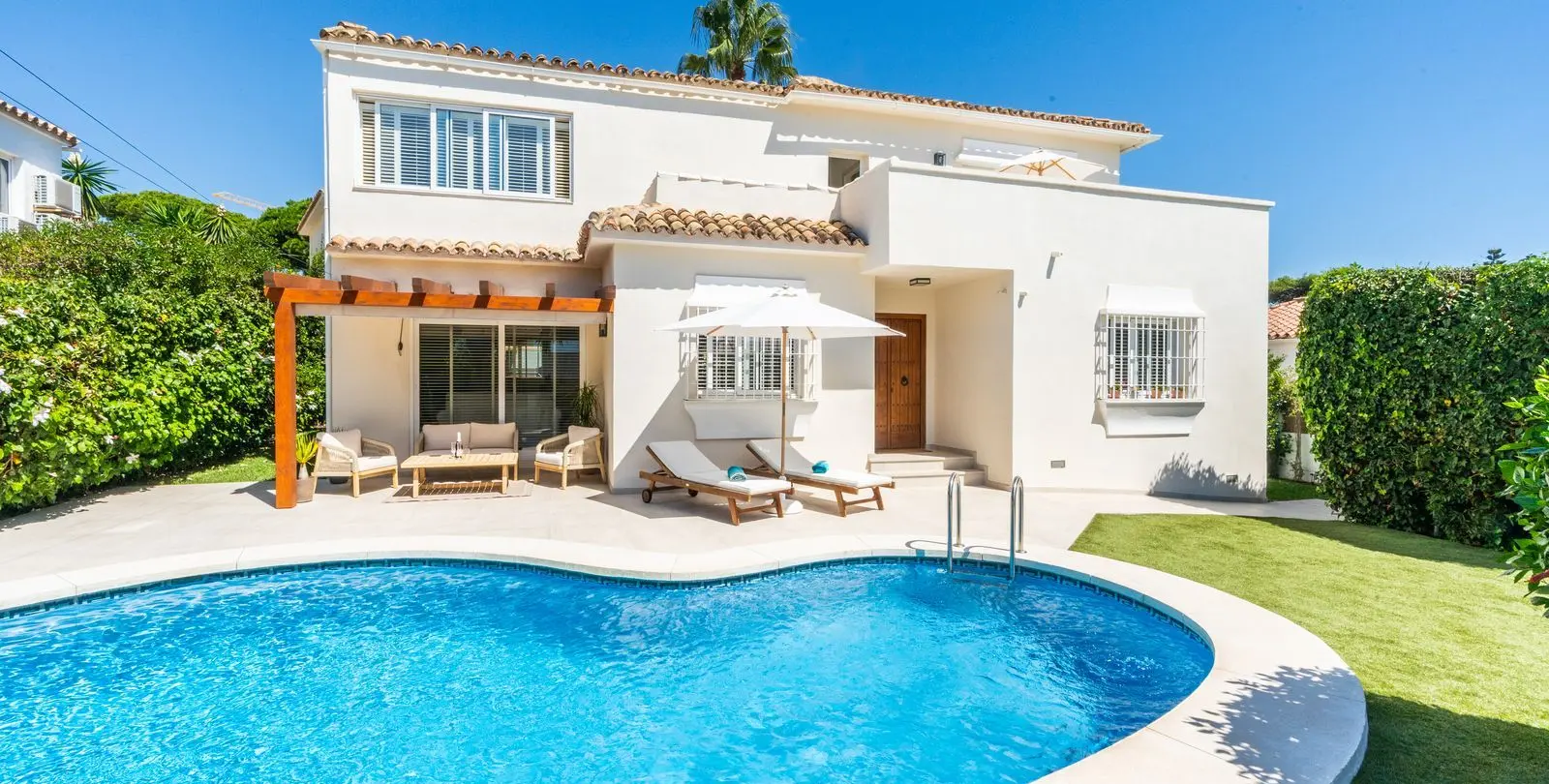 Venta de villa independiente en Marbesa 9
