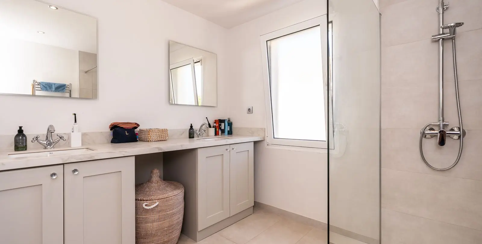 Venta de villa independiente en Marbesa 22