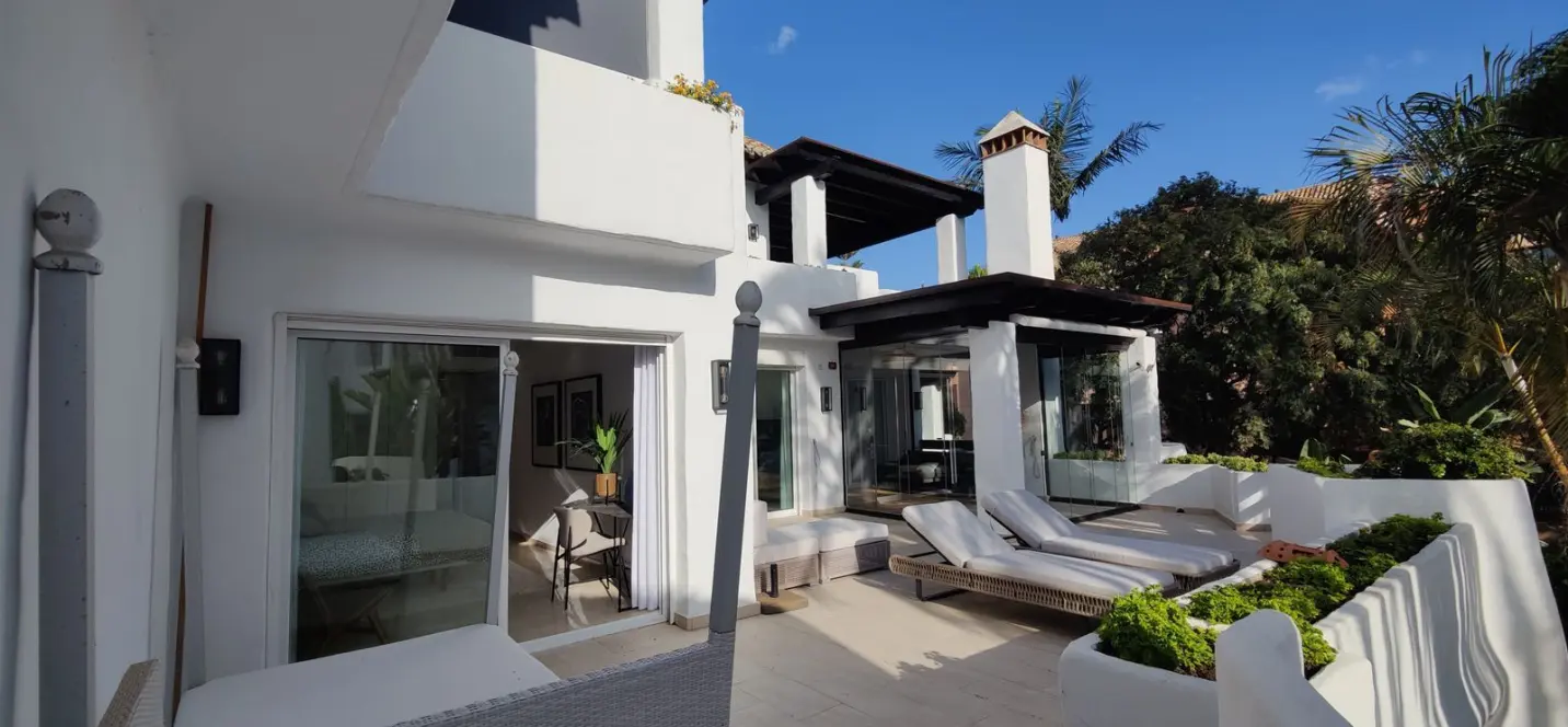 Venta de ático dúplex en Puerto Banús 2