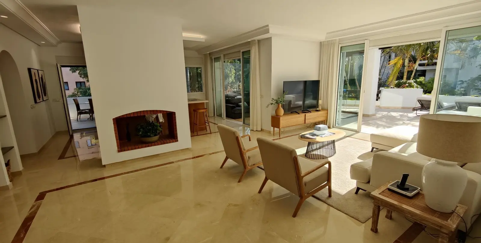 Sale of penthouse duplex in Puerto Banús 4