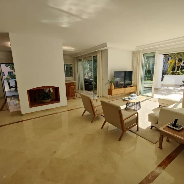 Venta de ático dúplex en Puerto Banús