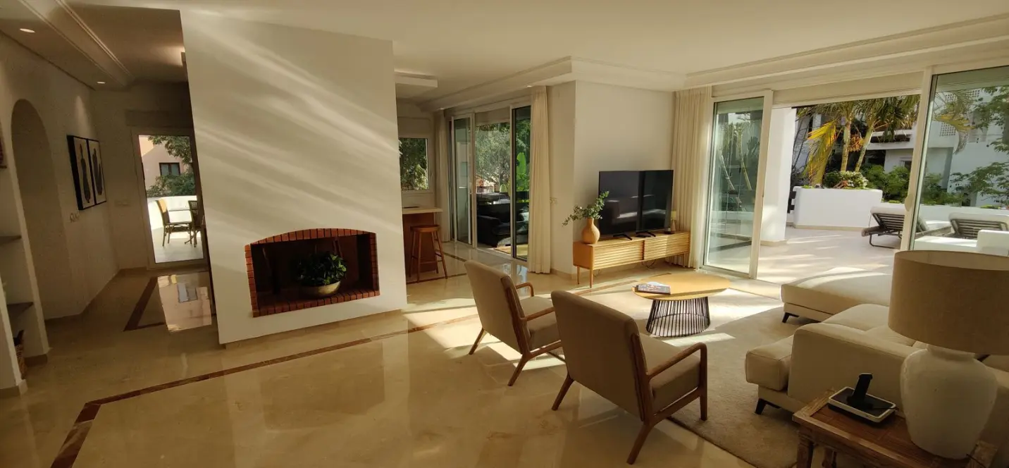 Venta de ático dúplex en Puerto Banús 4