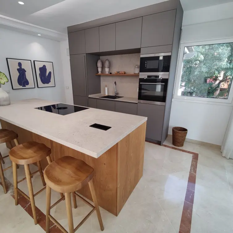 Venta de ático dúplex en Puerto Banús